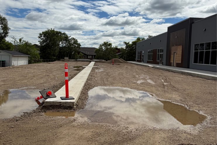 Photo from jacobsoncommercial.ca 3