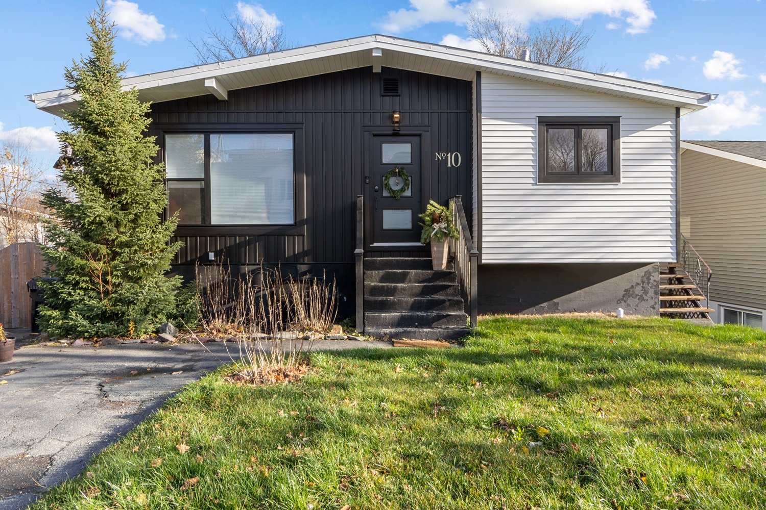 Photo from easternsiding.ca 4