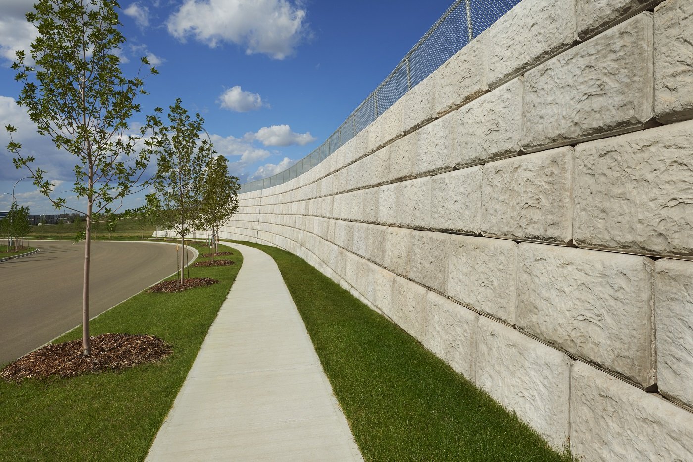 Photo from oldworldpaving.ca 3