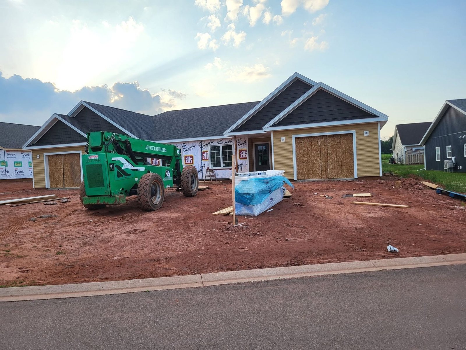 Photo from advancedbuilders.ca 2