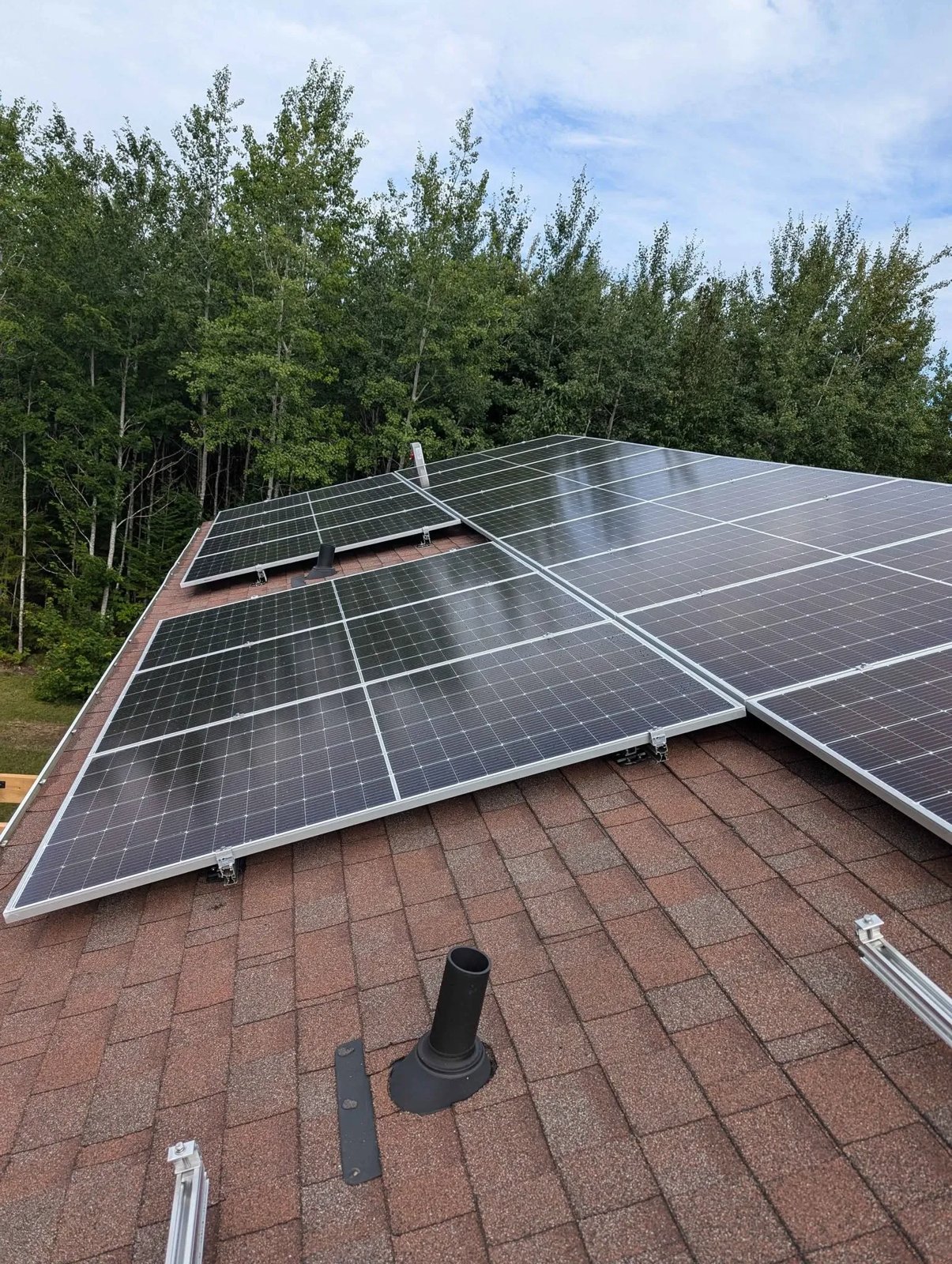 Photo from petersonlightpowerpros.ca 3