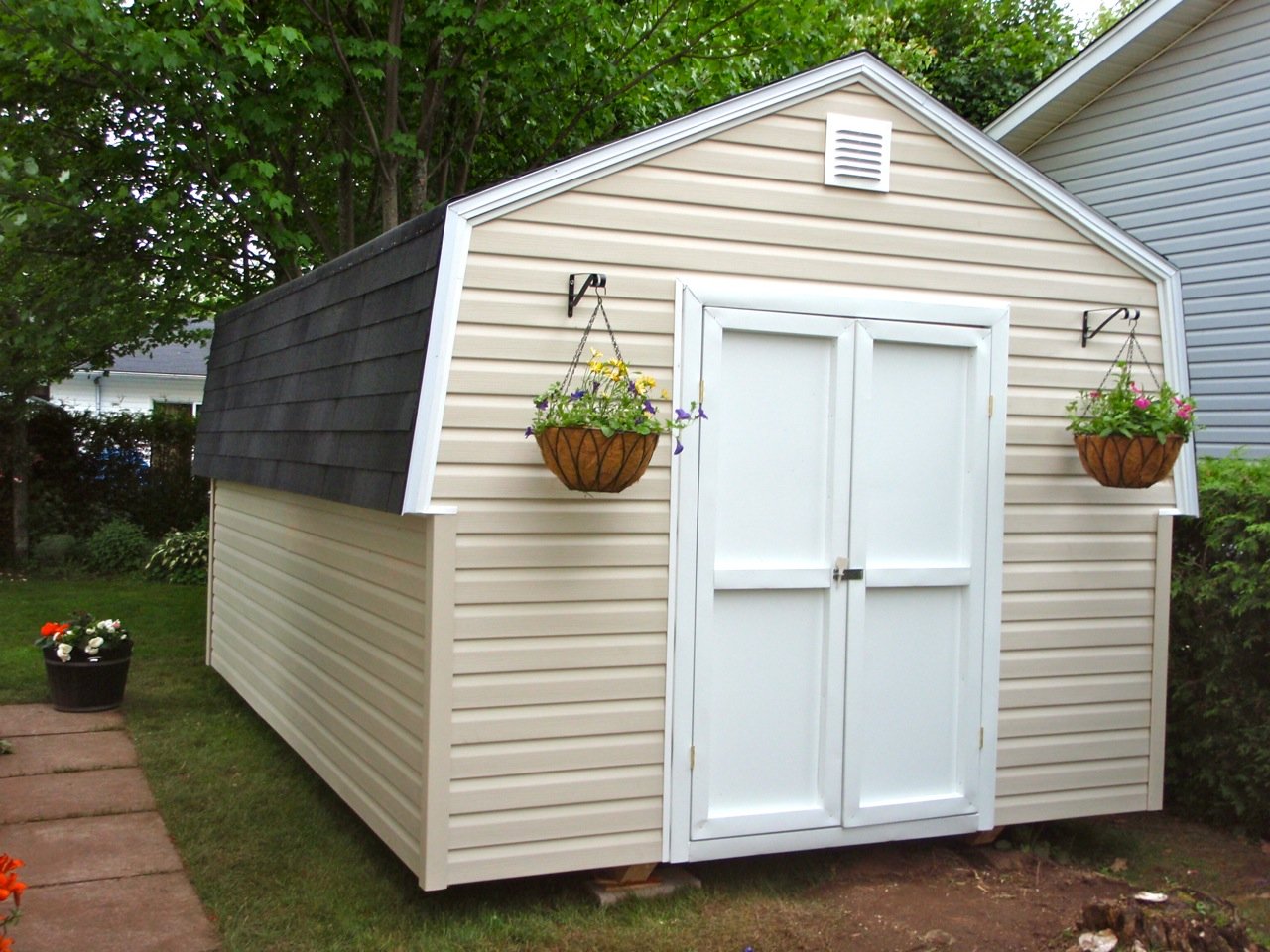Photo from gillishomebuildingcentre.ca 2